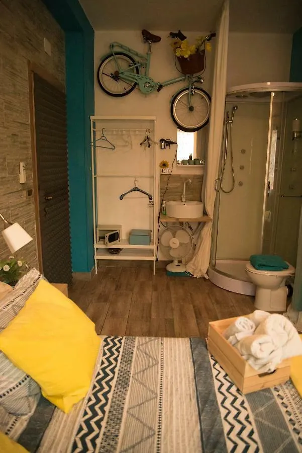 Europe Station Rooms Parma Albergue